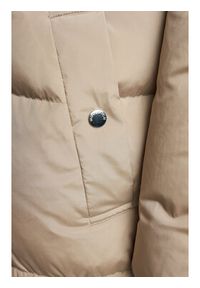 Woolrich Płaszcz zimowy Aurora CFWWOU0698FRUT1148 Beżowy Regular Fit. Kolor: beżowy. Materiał: syntetyk. Sezon: zima #3