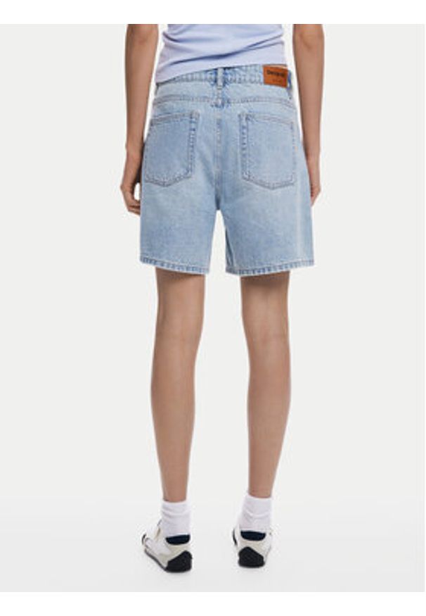 Desigual Szorty jeansowe Inidan 25SWDD24 Niebieski Straight Fit. Kolor: niebieski. Materiał: bawełna