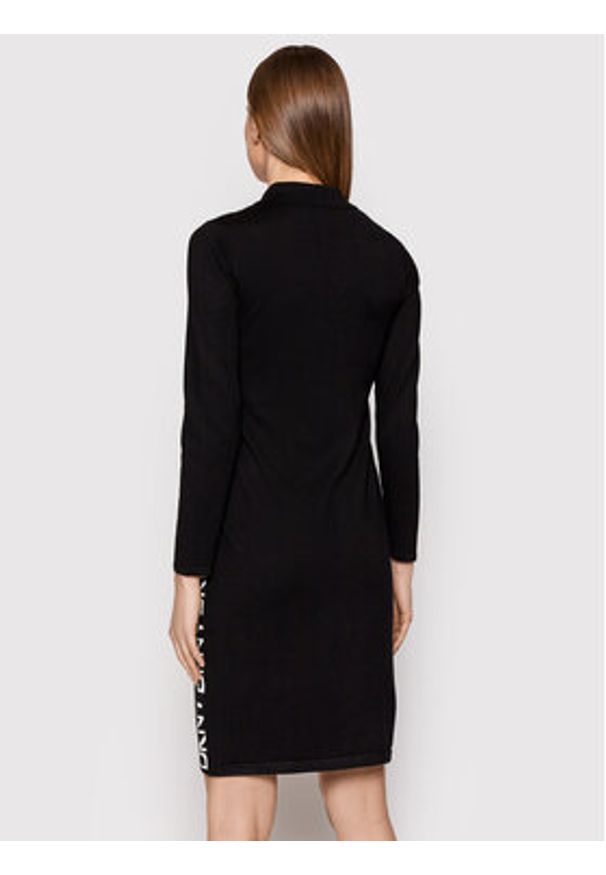 DKNY Sukienka dzianinowa DD1JN287 Czarny Regular Fit. Kolor: czarny. Materiał: dzianina, wiskoza