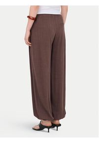 only - ONLY Spodnie materiałowe Siesta 15373197 Brązowy Regular Fit. Kolor: brązowy. Materiał: wiskoza #6