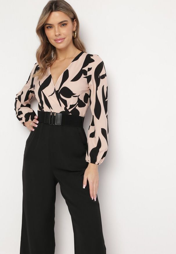 Born2be - Czarno-Różowy Elegancki Kombinezon ze Wzorzystą Górą Szerokimi Nogawkami i Paskiem Grepia. Okazja: na co dzień. Kolor: czarny. Styl: elegancki