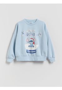 Reserved - Świąteczna bluza Lilo i Stitch - jasnoniebieski. Kolor: niebieski. Materiał: bawełna. Styl: wizytowy