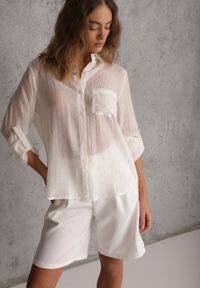 Renee - Biała Prześwitująca Koszula z Cyrkoniami Arialle. Okazja: na co dzień. Kolor: biały. Materiał: jeans. Styl: casual #6