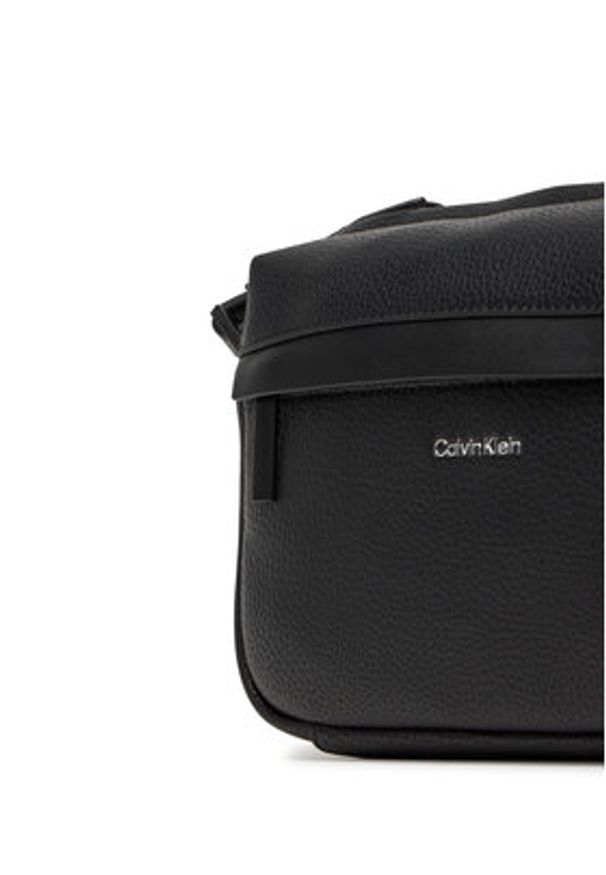Calvin Klein Saszetka Ck Must Camera Bag K50K512885 Czarny. Kolor: czarny. Materiał: skóra