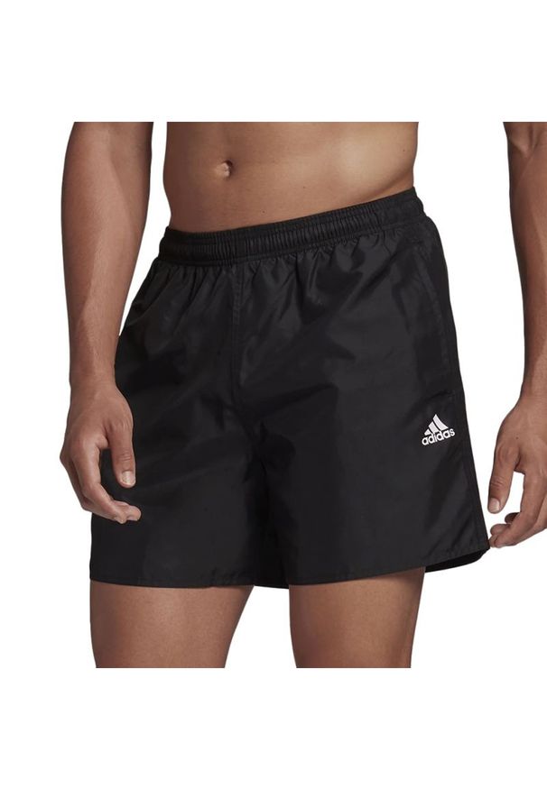 Adidas - Spodenki adidas Solid Swim Shorts GQ1081 - czarne. Kolor: czarny. Materiał: materiał, poliester. Długość: krótkie. Sport: pływanie