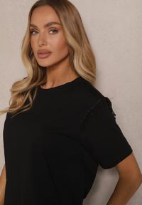 Renee - Czarny T-shirt z Bawełny z Koralikami Vlerra. Okazja: na co dzień, na spacer. Kolor: czarny. Materiał: bawełna. Wzór: aplikacja. Sezon: lato, wiosna. Styl: klasyczny, casual