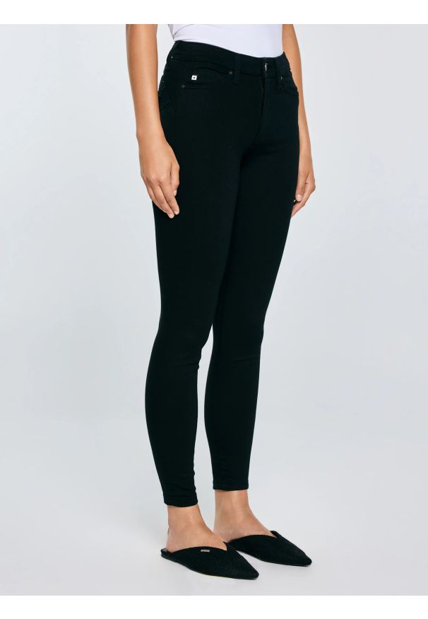 Big-Star - Jeansy damskie push up z wysokim stanem czarne Melinda High Waist 915. Stan: podwyższony. Kolor: czarny. Styl: sportowy, rockowy