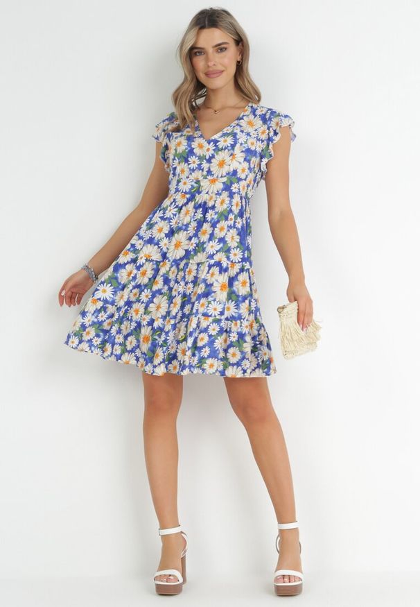 Born2be - Niebieska Sukienka Mini z Wiskozy z Gumką w Pasie i Falbankami Nidi. Typ kołnierza: kołnierz z falbankami. Kolor: niebieski. Materiał: wiskoza. Długość: mini