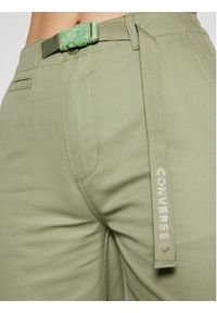Converse Spodnie materiałowe Wide Leg Woven 10020315-A05 Zielony Relaxed Fit. Kolor: zielony. Materiał: bawełna, materiał