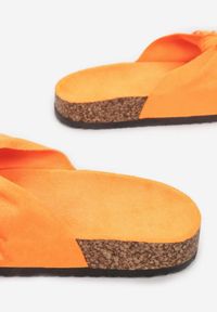 Renee - Pomarańczowe Klapki Sabophia. Okazja: na co dzień. Nosek buta: otwarty. Kolor: pomarańczowy. Styl: casual, boho #6