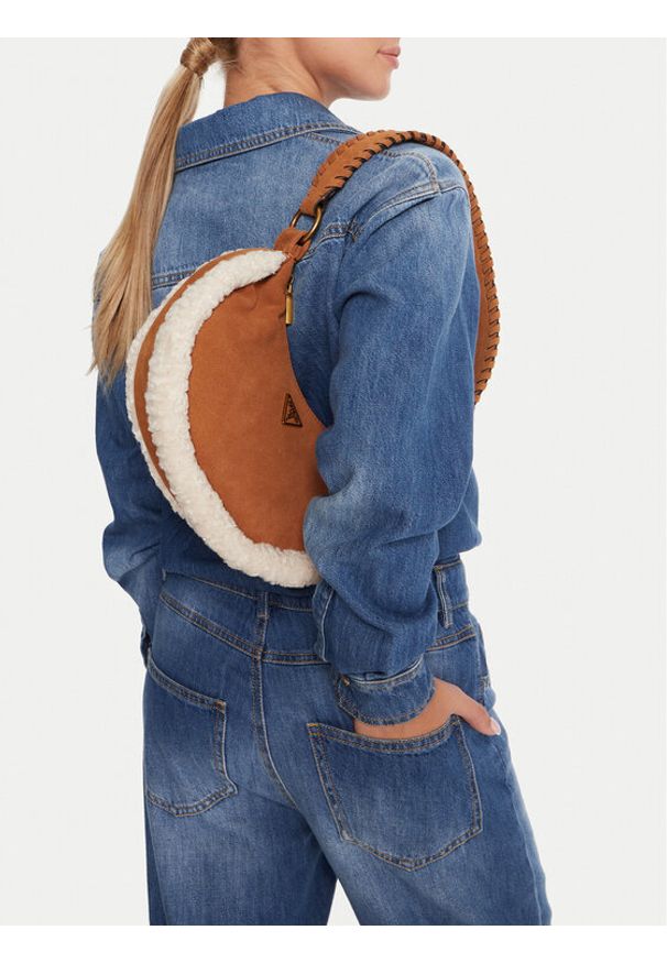 Guess Torebka Amita Mini HWSW95 39720 Brązowy. Kolor: brązowy. Materiał: skórzane, zamszowe