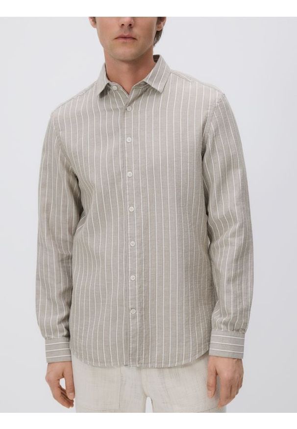 Reserved - Koszula regular z bawełny egipskiej - beżowy. Kolor: beżowy. Materiał: bawełna