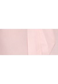 TOP SECRET - Elegancka koszula z wiązaniem pod szyją. Okazja: na imprezę, do pracy. Kolor: różowy. Materiał: materiał. Długość: długie. Sezon: zima. Styl: elegancki #2