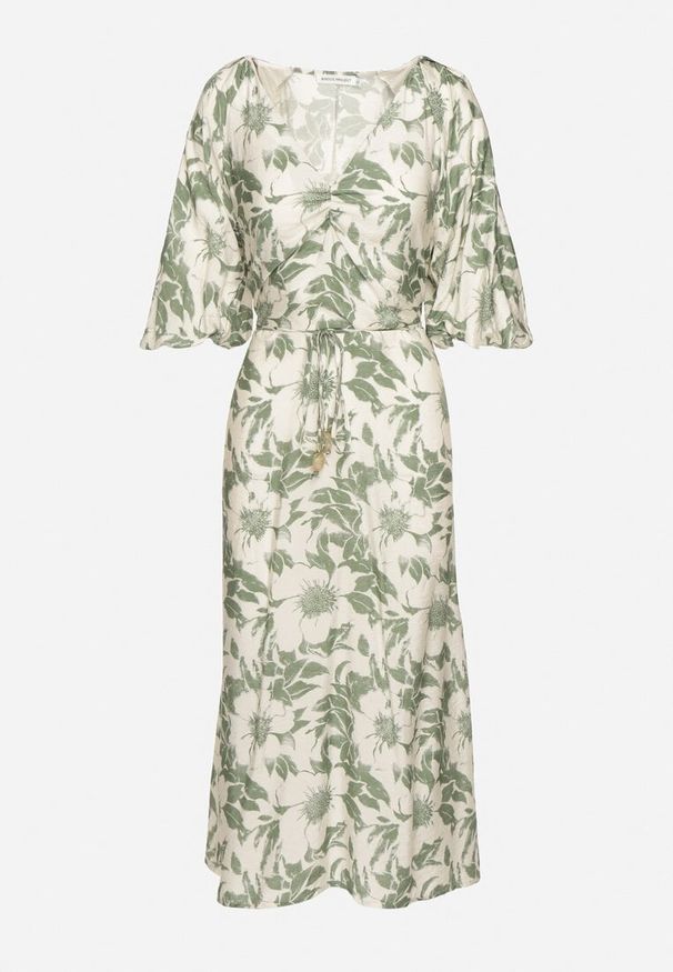 Born2be - Zielono-Biała Rozkloszowana Sukienka z Wiskozy Wykończona Bufiastymi Rękawami Maranea. Okazja: na co dzień. Typ kołnierza: dekolt w serek. Kolor: zielony. Materiał: wiskoza. Typ sukienki: w kształcie A, proste. Styl: casual, elegancki, klasyczny