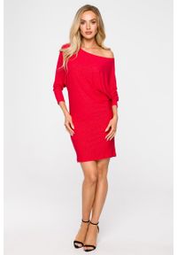 MOE - Sukienka Brokatowa z Opadającym Dekoltem - Czerwona. Kolor: czerwony. Materiał: poliester, elastan #1