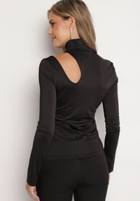 Born2be - Czarna Bluzka z Półgolfem i Wycięciem przy Dekolcie Liliella. Okazja: do pracy, na co dzień. Kolor: czarny. Materiał: jeans. Styl: casual, elegancki #3