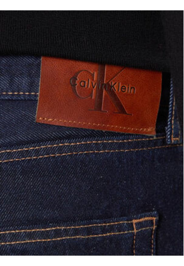 Calvin Klein Jeansy 90's LV04RD713G Granatowy Straight Fit. Kolor: niebieski