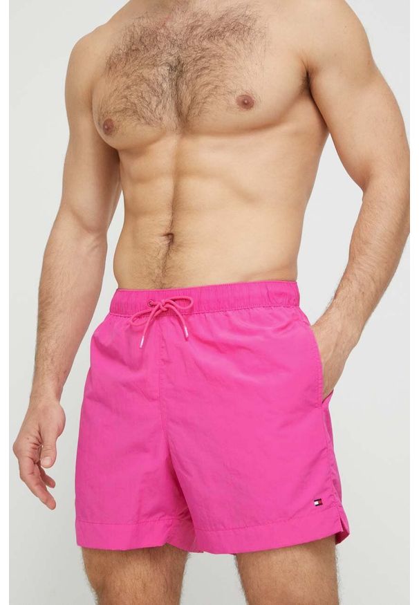 TOMMY HILFIGER - Tommy Hilfiger szorty kąpielowe kolor różowy. Kolor: różowy. Materiał: tkanina, poliamid