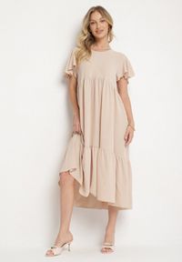 Born2be - Jasnobeżowa Sukienka o Rozkloszowanym Kroju z Wiskozą Filastia. Okazja: na co dzień. Typ kołnierza: dekolt w kształcie V. Kolor: beżowy. Materiał: wiskoza. Długość rękawa: krótki rękaw. Typ sukienki: rozkloszowane. Styl: klasyczny, casual, elegancki #1