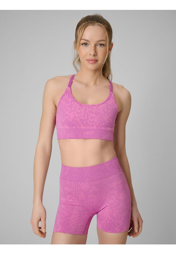4f - 4F Biustonosz treningowy z niskim wsparciem - różowy XL/XXL. Kolor: różowy. Materiał: skóra, dzianina, włókno, materiał. Rodzaj stanika: wyciągane miseczki. Sport: fitness