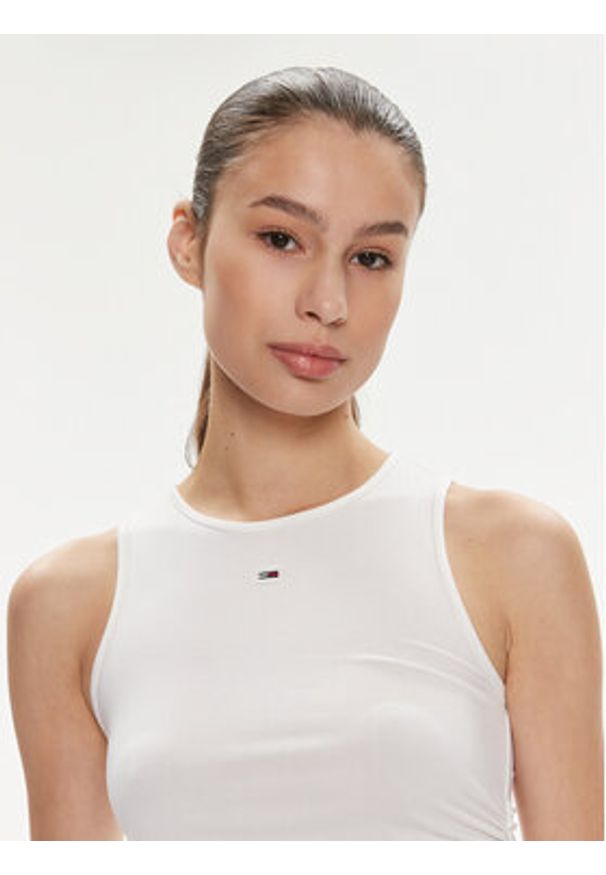 Tommy Jeans Top DW0DW17893 Biały Slim Fit. Kolor: biały. Materiał: wiskoza