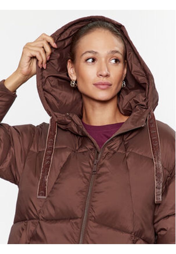 Guess Kurtka przejściowa Letizia W3BL21 WG0V0 Brązowy Relaxed Fit. Kolor: brązowy. Materiał: syntetyk