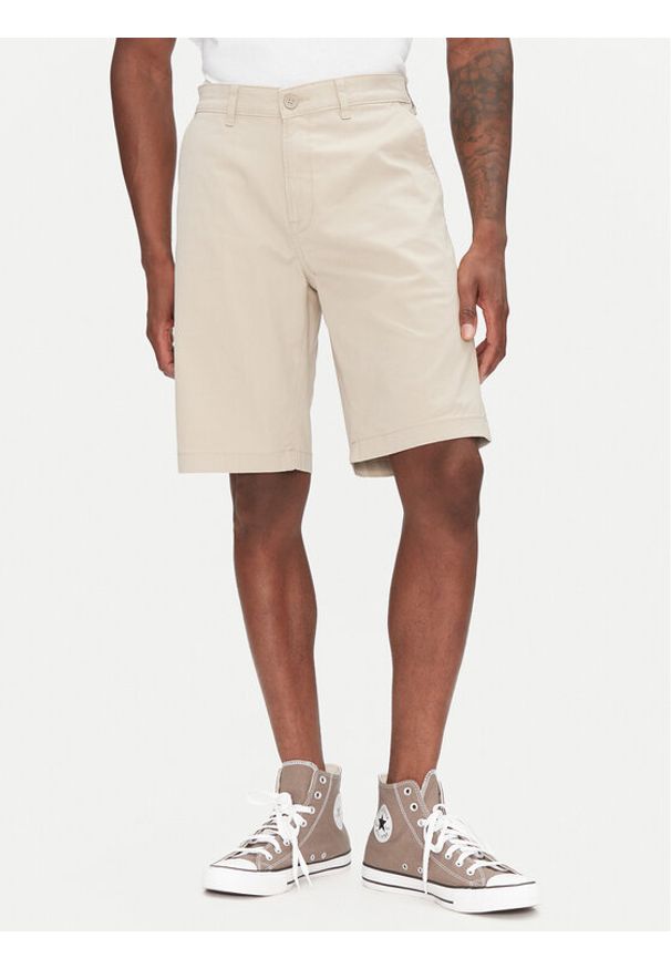 Lee Szorty materiałowe 112349200 Beżowy Regular Fit. Kolor: beżowy. Materiał: bawełna