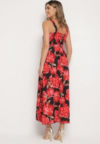 Born2be - Czarna Rozkloszowana Sukienka z Wiskozą w Kwiatowym Wzór Nilarune. Kolor: czarny. Materiał: wiskoza. Długość rękawa: na ramiączkach. Wzór: kwiaty. Sezon: lato. Styl: klasyczny #3