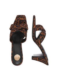 Gino Rossi - GINO ROSSI Klapki EO-GL95F-970 Brązowy. Kolor: brązowy. Materiał: materiał #2