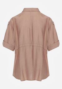 Born2be - Beżowa Nietoperzowa Koszula Safari z Bawełną z Wiązaniem w Talii Tierona. Okazja: do pracy, na co dzień, na spotkanie biznesowe. Kolor: beżowy. Materiał: bawełna. Długość: długie. Styl: biznesowy, casual #7