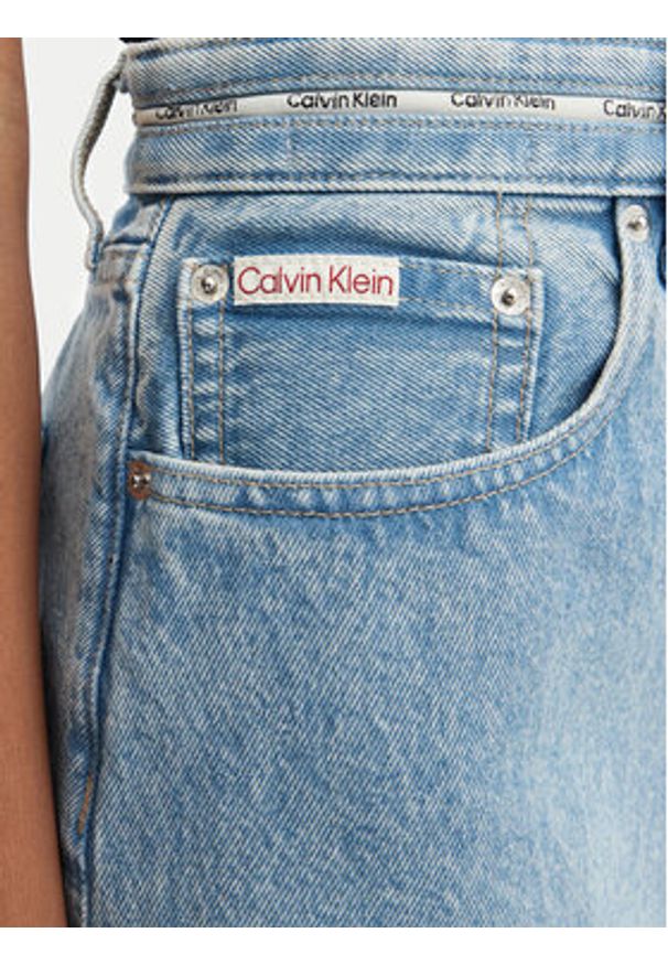 Calvin Klein Jeans Spódnica jeansowa LV047G727G Niebieski jasny Regular Fit. Kolor: niebieski. Materiał: bawełna