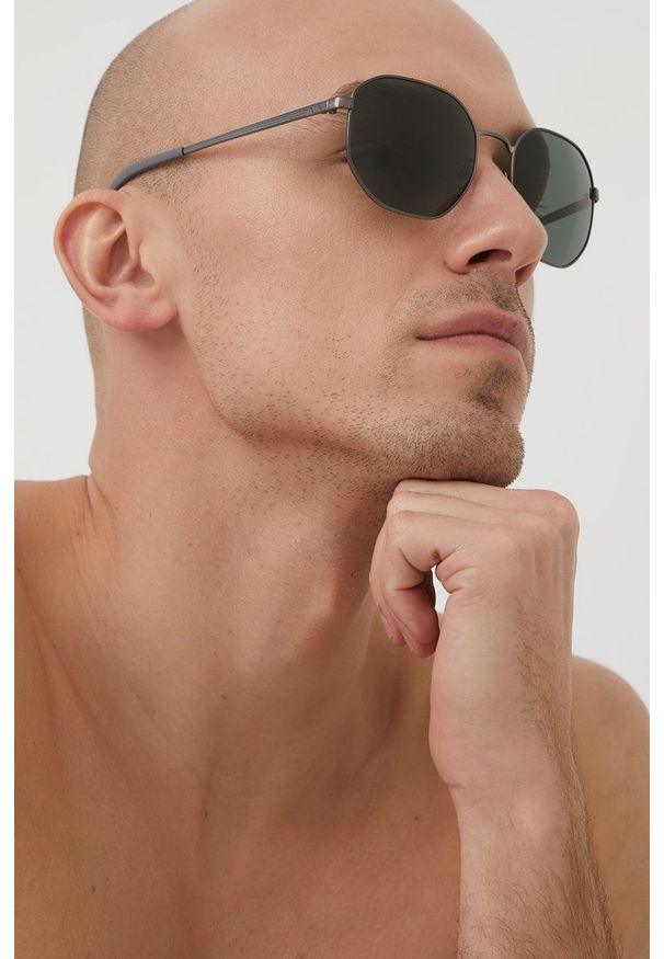 Armani Exchange Okulary przeciwsłoneczne 0AX2036S.600371 męskie kolor szary. Kolor: szary