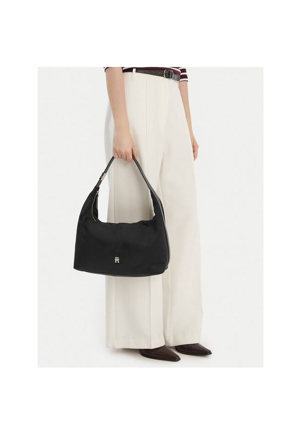 TOMMY HILFIGER - Torebka Tommy Hilfiger. Kolor: czarny