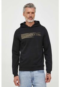 Guess bluza męska kolor czarny z kapturem z aplikacją. Typ kołnierza: kaptur. Kolor: czarny. Wzór: aplikacja