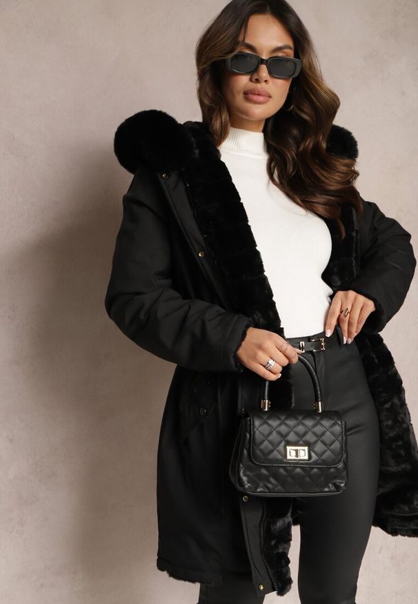 Renee - Czarna Kurtka ze Ściągaczem i Kapturem z Futerkiem Selentia. Okazja: na co dzień. Typ kołnierza: kaptur. Kolor: czarny. Materiał: futro. Styl: casual