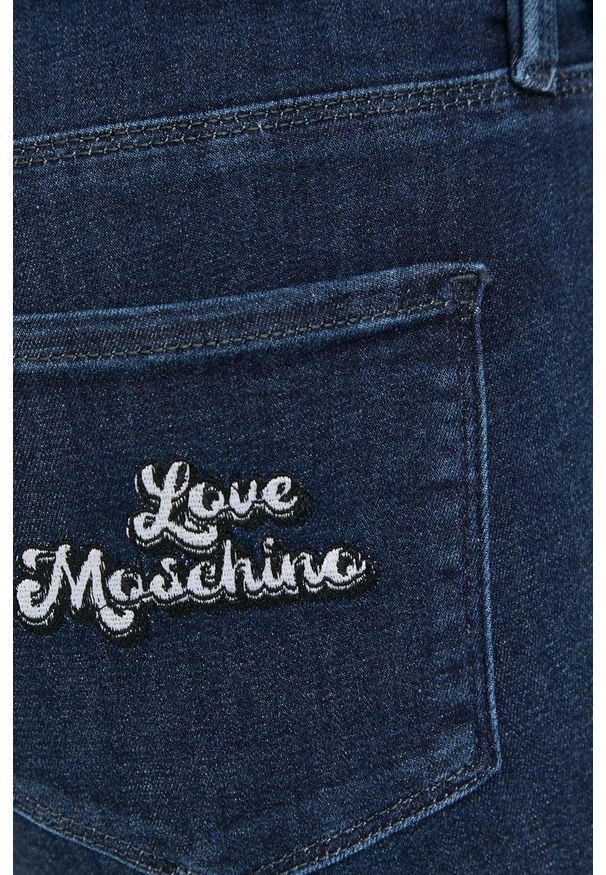 Love Moschino jeansy damskie medium waist. Kolor: niebieski