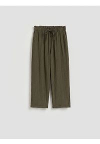 Reserved - Spodnie z wiskozą - zielony. Kolor: zielony. Materiał: wiskoza