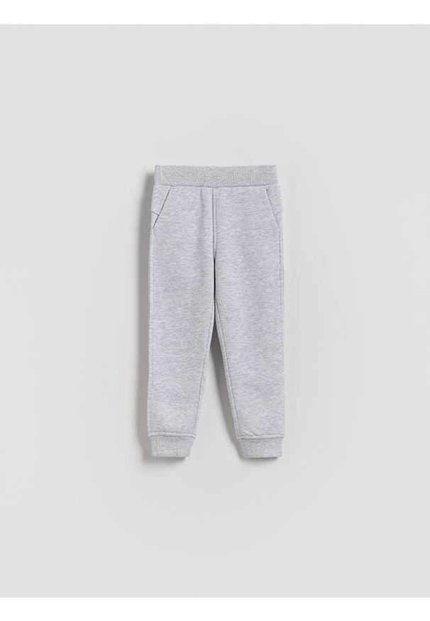 Reserved - Spodnie dresowe - jasnoszary. Kolor: szary. Materiał: dresówka