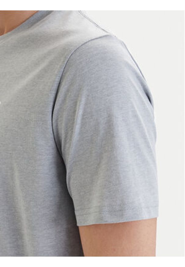 Under Armour T-Shirt Ua Sportstyle Logo Update Ss 1382911 Szary Loose Fit. Kolor: szary. Materiał: syntetyk