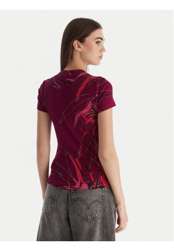Desigual T-Shirt Lala 25WWTK16 Bordowy Regular Fit. Kolor: czerwony. Materiał: wiskoza