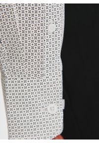 Pako Lorente - PAKO LORENTE - Biała koszula męska w mikrowzór. Kolor: biały. Materiał: elastan, bawełna. Długość rękawa: długi rękaw. Długość: długie #5