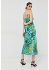 Guess sukienka kolor turkusowy maxi prosta. Okazja: na co dzień. Kolor: turkusowy. Długość rękawa: na ramiączkach. Typ sukienki: proste. Styl: casual. Długość: maxi #4