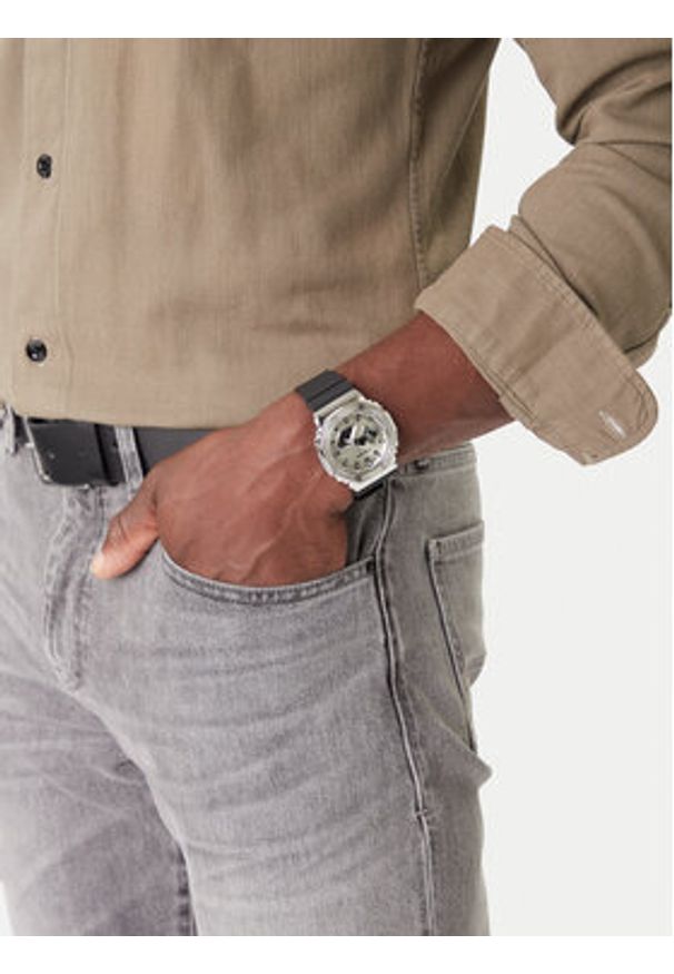 G-Shock Zegarek GBM-2100A-8BER Czarny. Kolor: czarny. Materiał: syntetyk