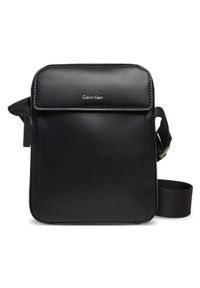 Calvin Klein Saszetka Ck Sleek Reporter S K50K512966 Czarny. Kolor: czarny. Materiał: skóra
