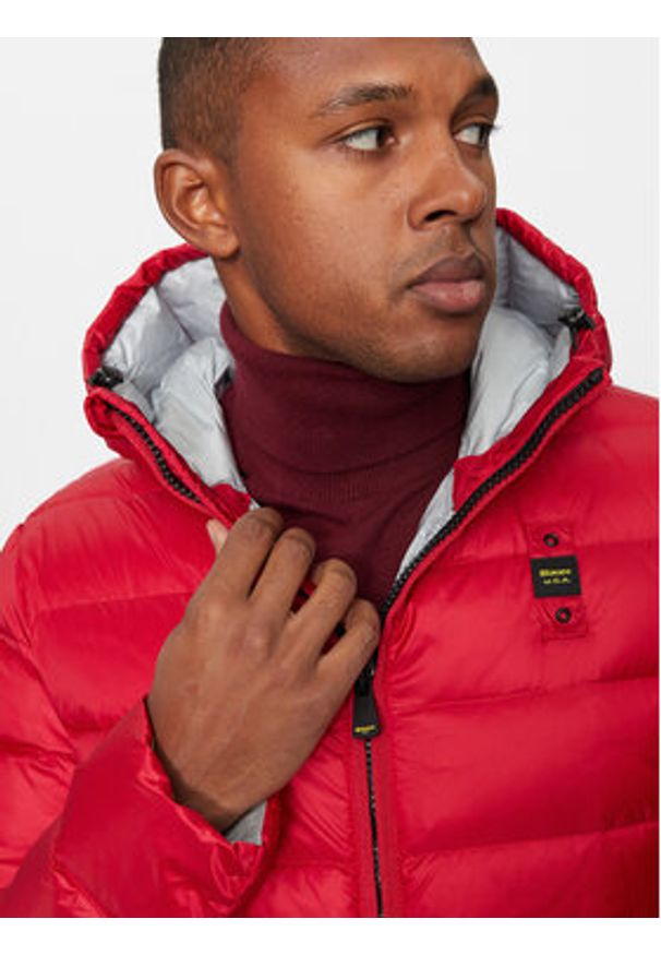 Blauer Kurtka puchowa 24WBLUC03023 Czerwony Regular Fit. Kolor: czerwony. Materiał: syntetyk