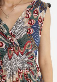 Born2be - Zielona Sukienka Olon. Okazja: na co dzień. Kolor: zielony. Długość rękawa: bez rękawów. Wzór: kolorowy, aplikacja. Sezon: lato. Typ sukienki: kopertowe, proste. Styl: casual. Długość: mini #3