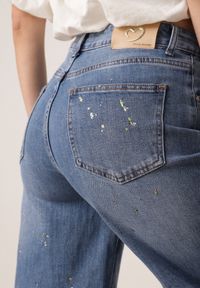 Born2be - Niebieskie Szerokie Jeansy z Wysokim Stanem i Błyszczącymi Aplikacjami Glysera. Stan: podwyższony. Kolor: niebieski. Wzór: aplikacja. Styl: elegancki, klasyczny #3