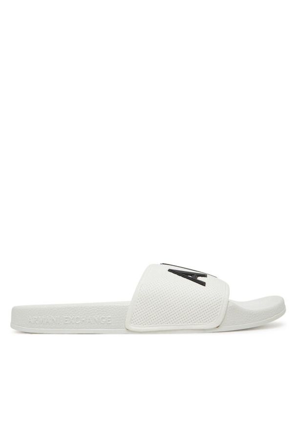 Armani Exchange Klapki XUP001 XV820 K488 Biały. Kolor: biały. Materiał: materiał