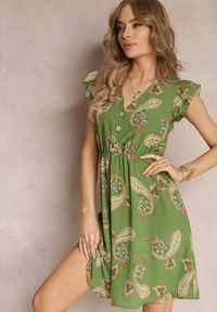 Renee - Zielona Rozkloszowana Sukienka Mini we Wzór Paisley Rachelli. Typ kołnierza: kołnierz z falbankami. Kolor: zielony. Długość rękawa: bez rękawów. Wzór: paisley. Styl: elegancki. Długość: mini #4