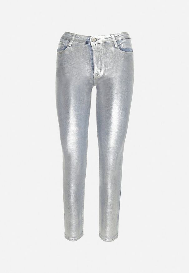 Born2be - Srebrne Metaliczne Jeansy z Efektem Push Up Mireti. Kolor: srebrny. Wzór: aplikacja